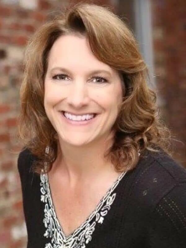 BARBARA WOLFF Headshot